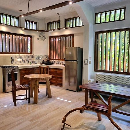 Omega Tours Eco-Jungle Lodge Ла-Сейба Екстер'єр фото